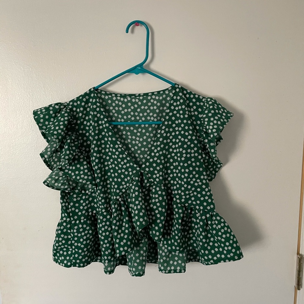 💙 SHEIN green floral crop top 💙
